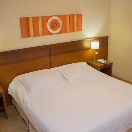 Hotel Jacques Georges Tower Pelotas Exterior foto