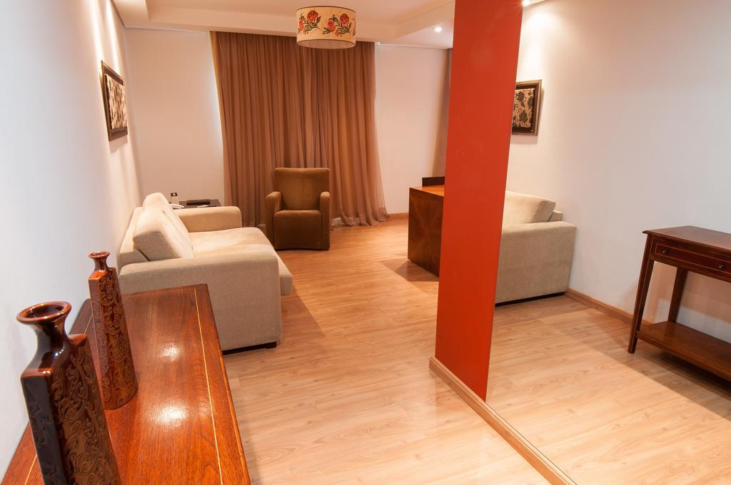 Hotel Jacques Georges Tower Pelotas Exterior foto