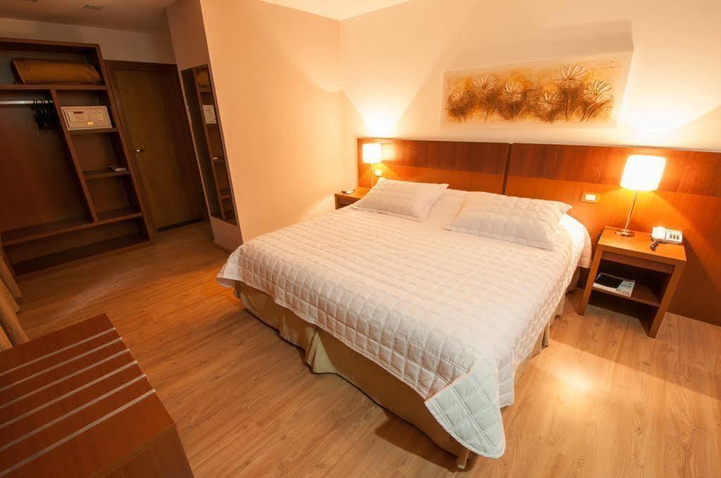 Hotel Jacques Georges Tower Pelotas Exterior foto
